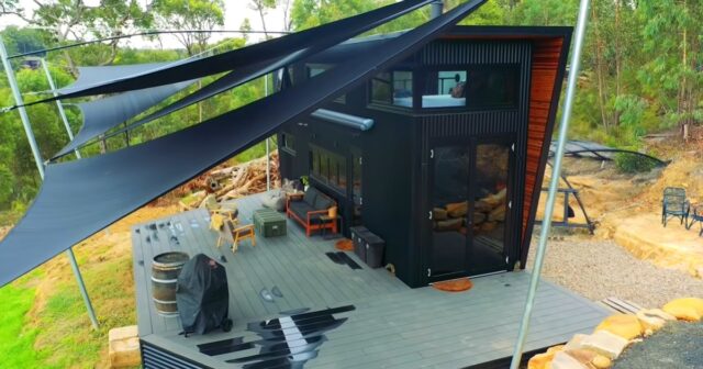 Jet Black Ultra Modern Tiny House